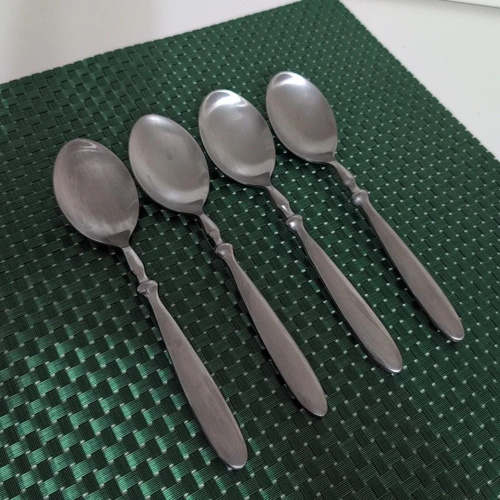 Hampton Silversmiths BISTRO SATIN Place Oval Soup Spoons Set of 4 Stainless Vtg